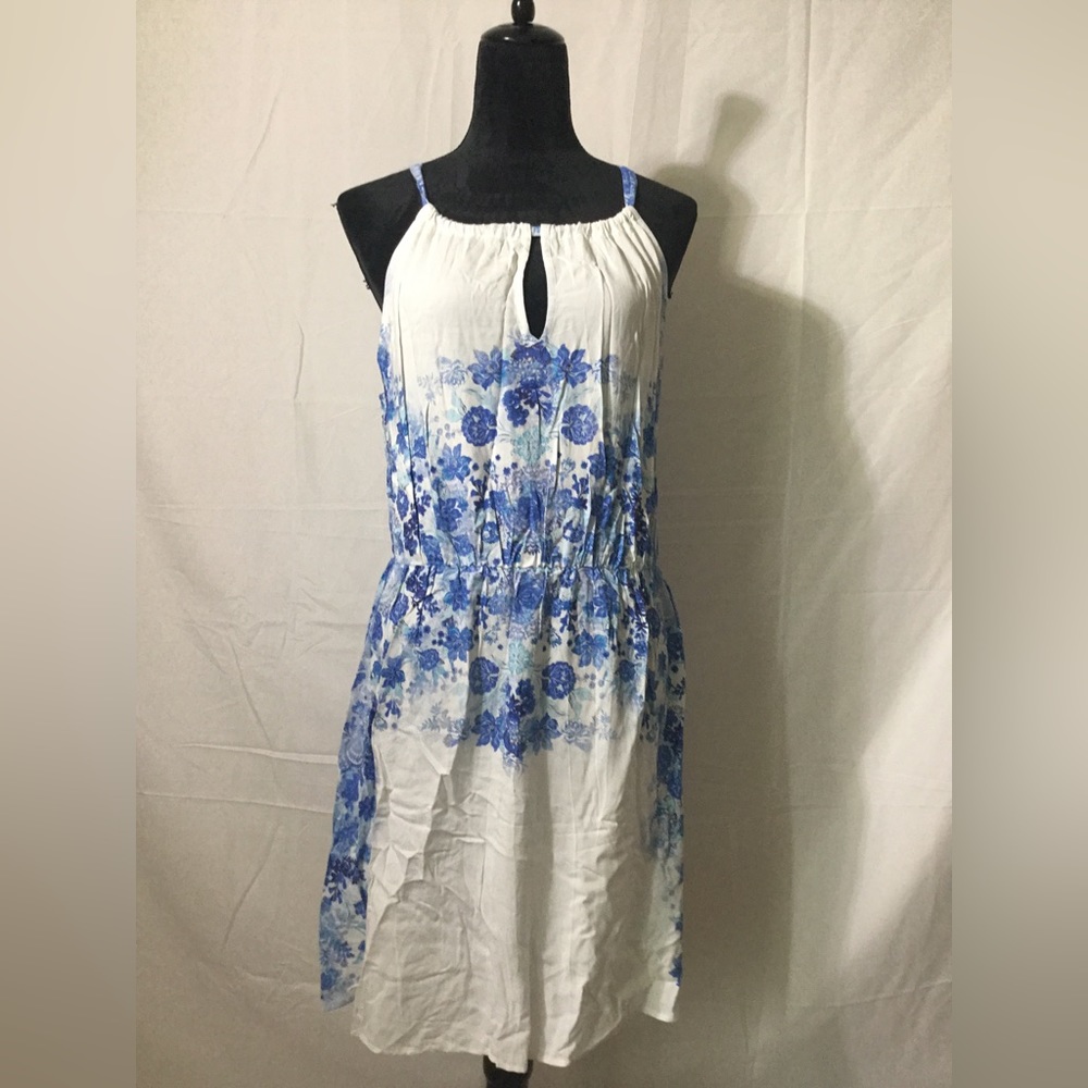 eyeshadow dress size medium